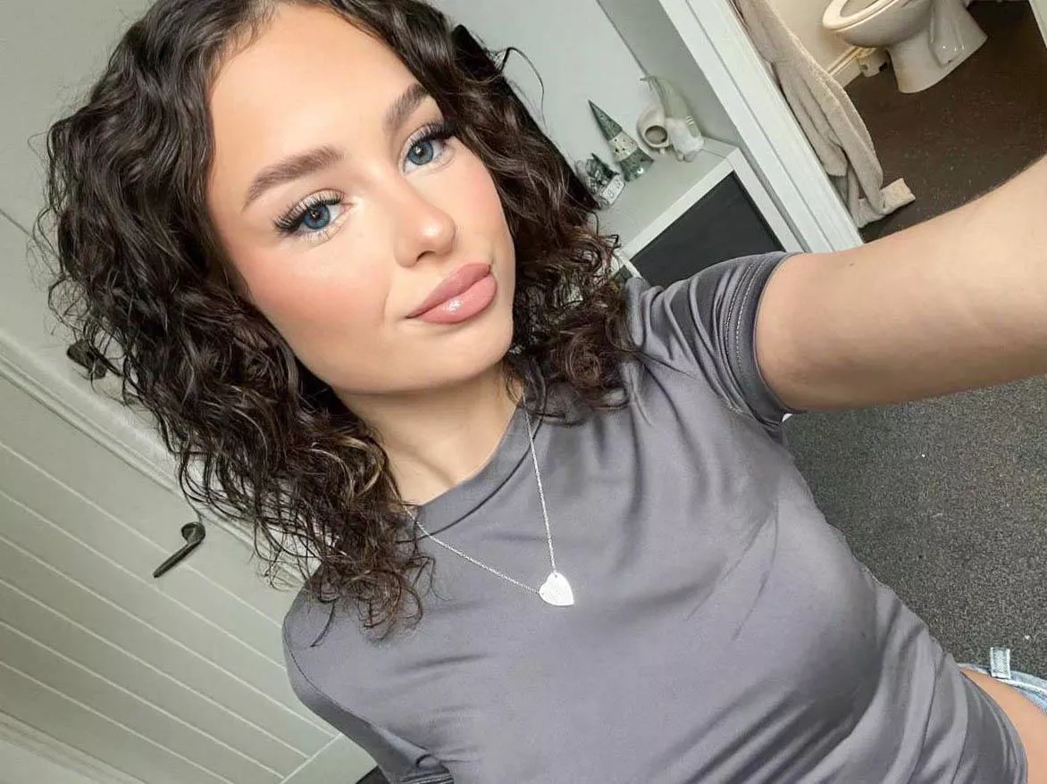 Am I classy enough to date with?