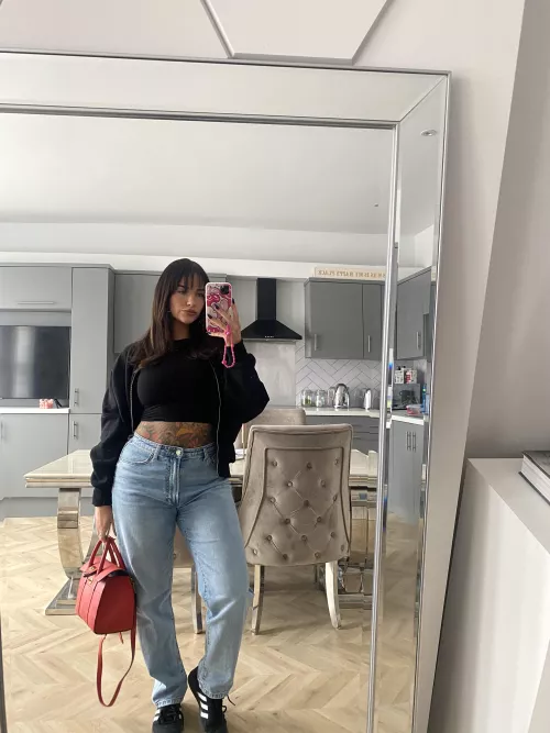 Beautiful and stunning F29