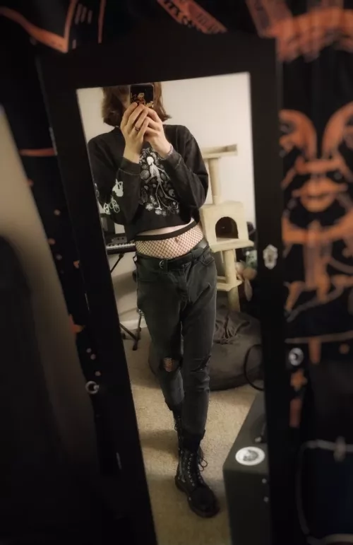 fit check! 🖤