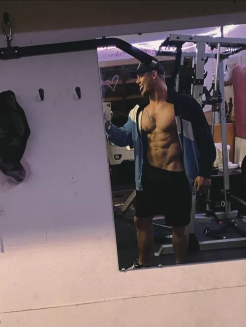 Home gym post workout cardio ??😋😈 