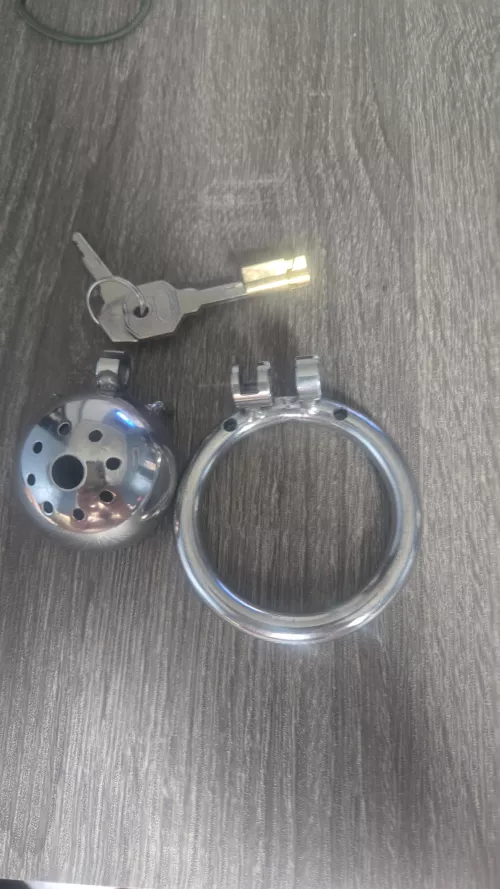 How do i get my cage to stop hurting me 