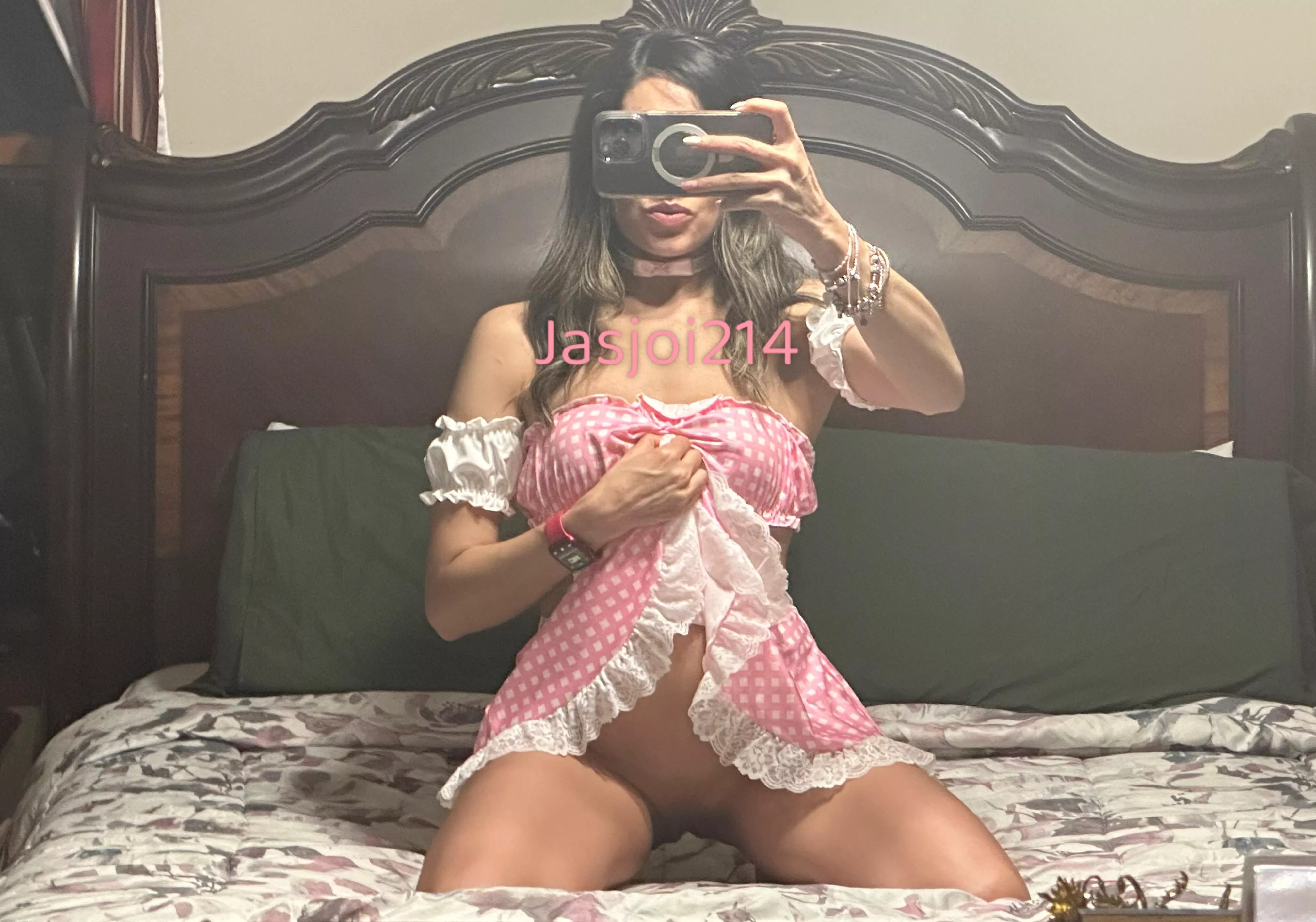 I have something sweet waiting for you 