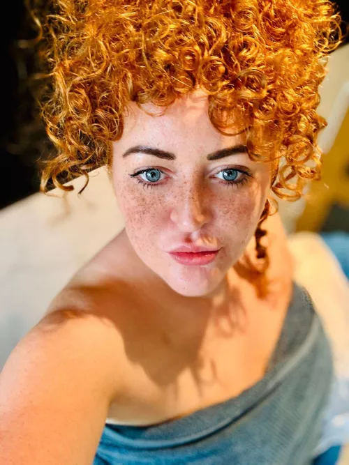 [IRTR] 28 yrs old. Would you devour me after the shower?