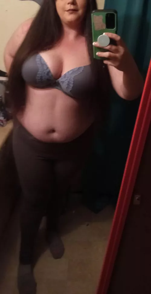 More encouragement from hubby leads to another pic 😋