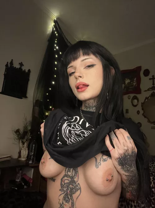 rob your cock between these goth tits