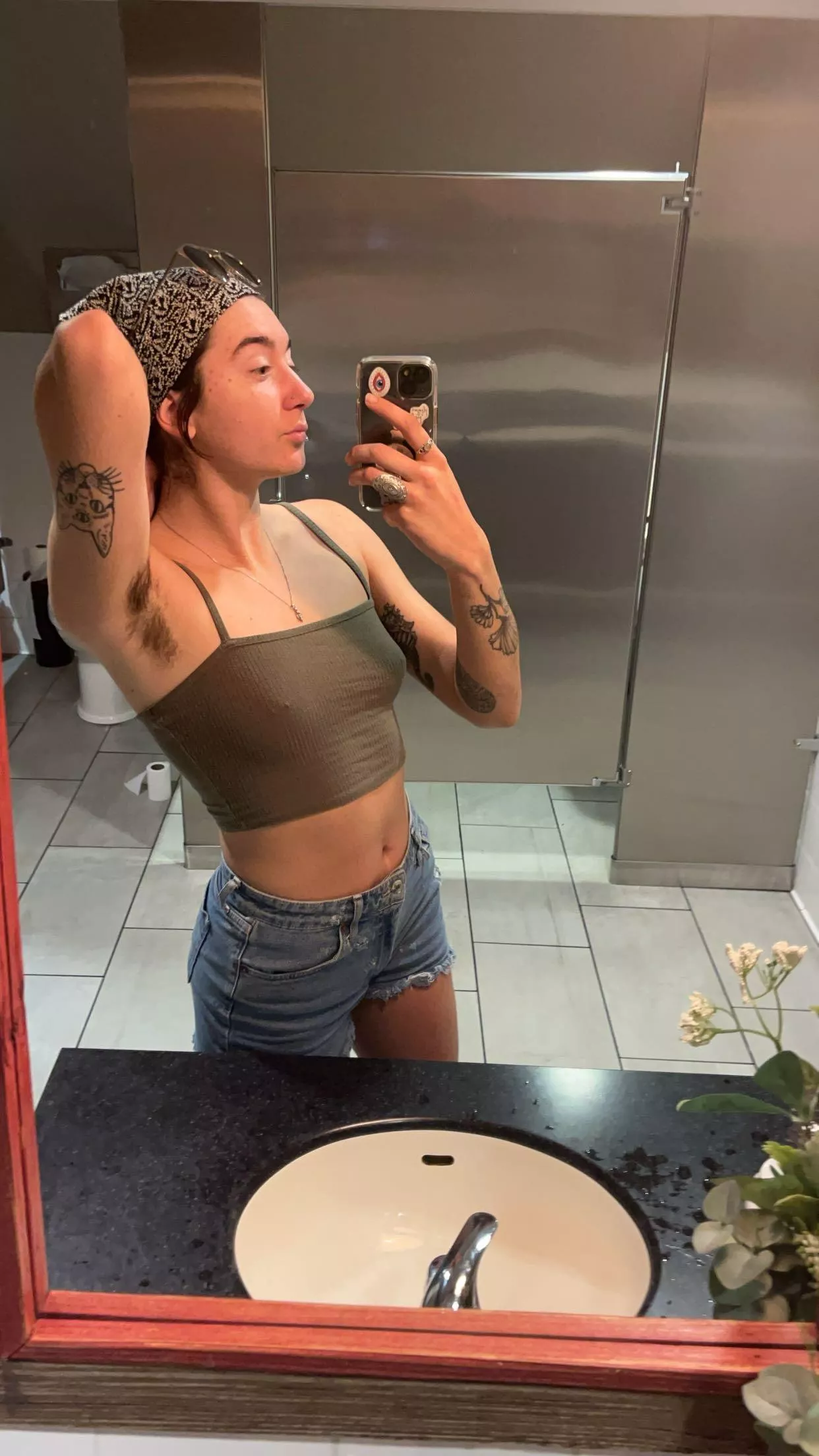 Smooth head, hairy arms, pits, and bush 😈😈 