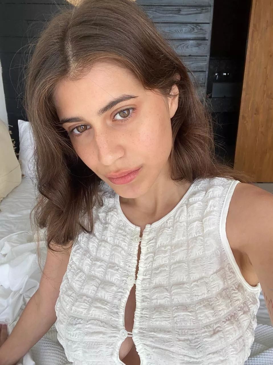 wondering if I would catch your eye, and aybe your heart?