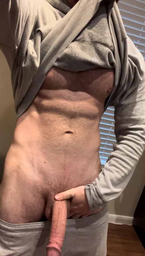 [32] Dad is making breakfast.. what do you want??