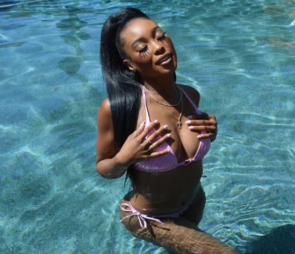 Do you like petite girls?