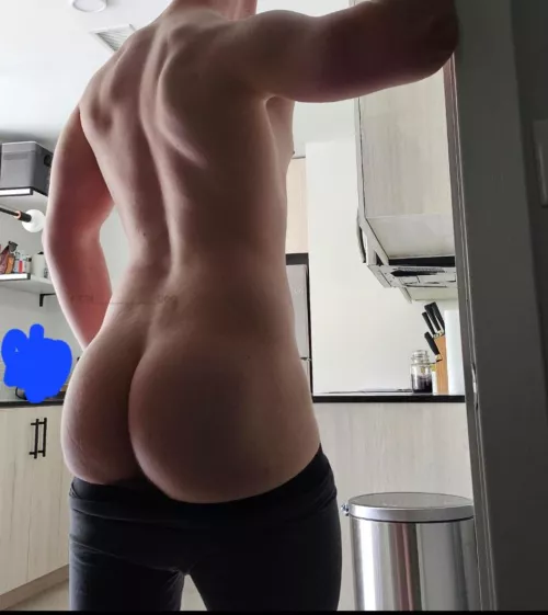 Hope you all get to do some squats and clap some cheeks this weekend 