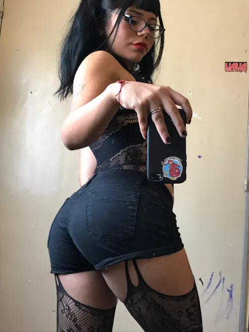 how hard would u spank that from 1 to 10?