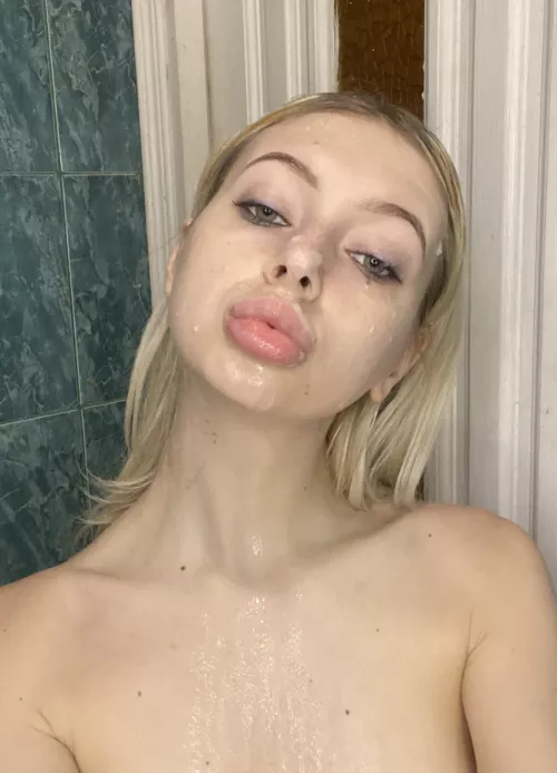 Leave a 🍆 if you’re game, l wanna send nudes to random guys