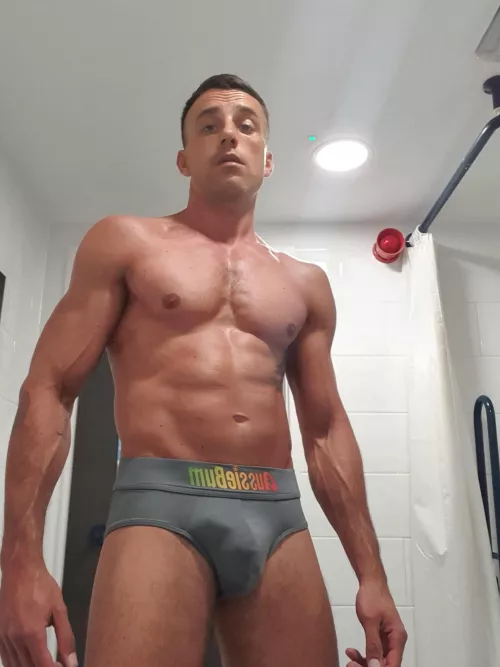 [selling][24yrs] used customised undies, socks, gym gear, trainers etc Also selling my cum: filled condoms and jars 