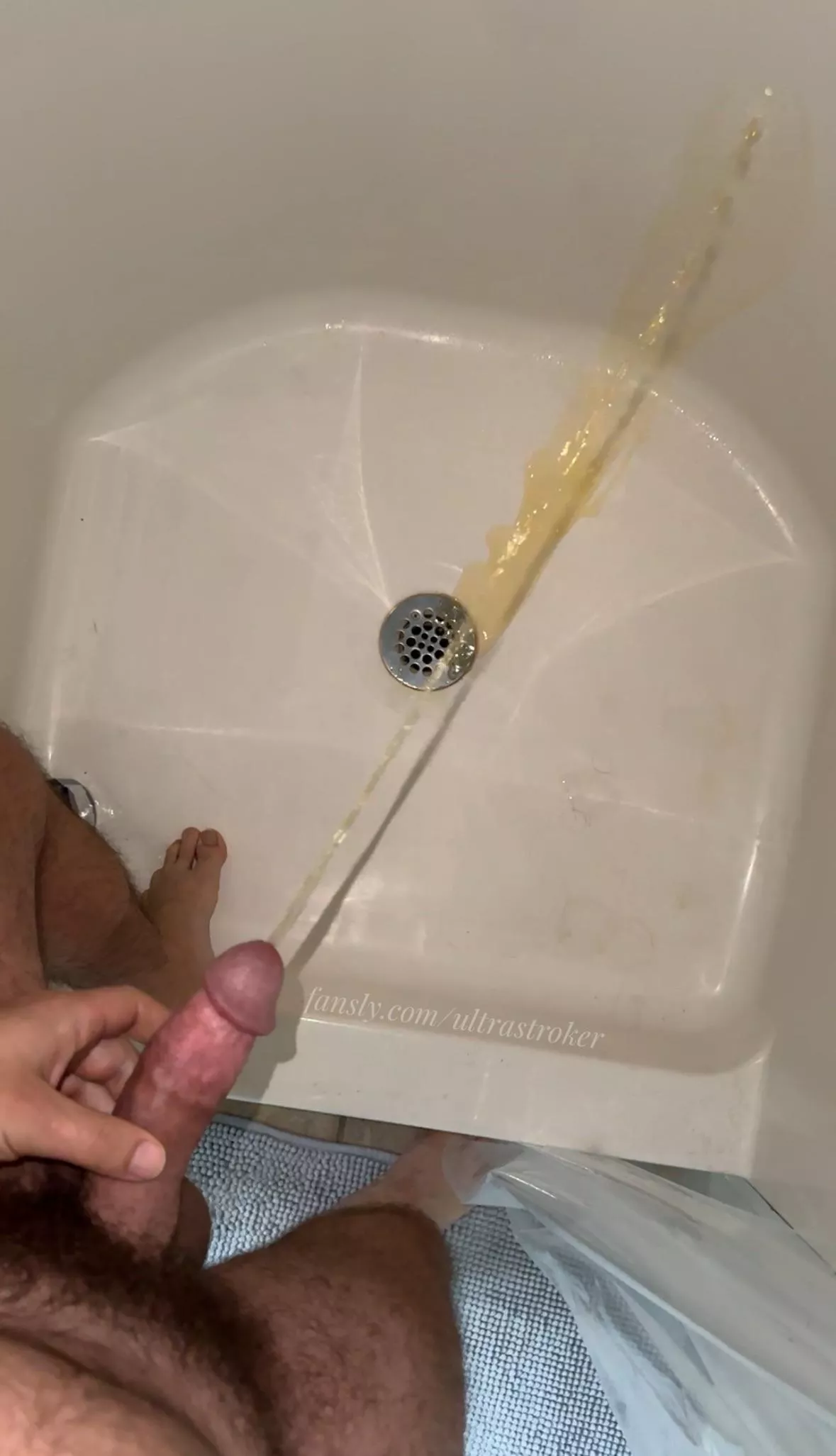 that morning piss always has me moaning