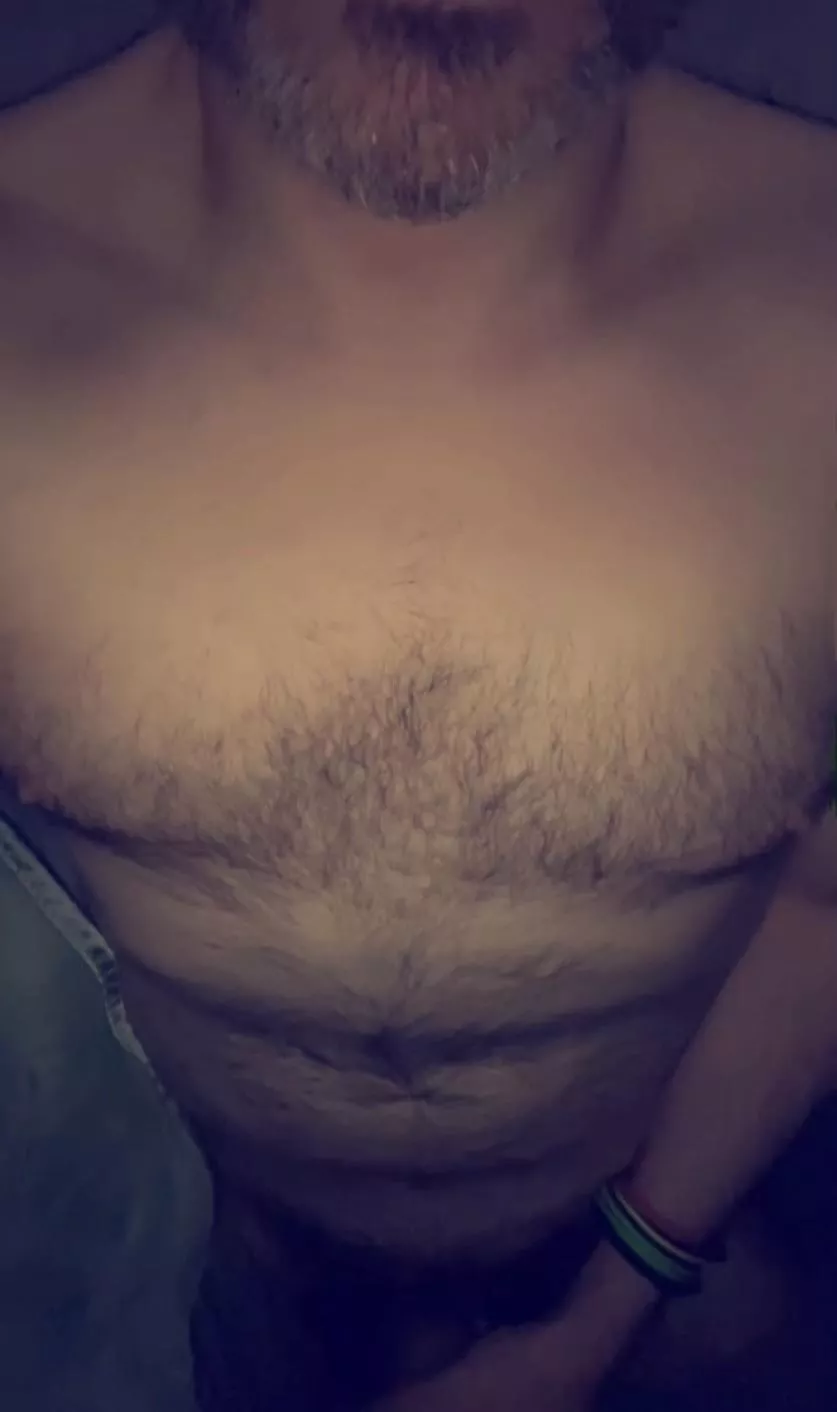 Three-dimensional chest