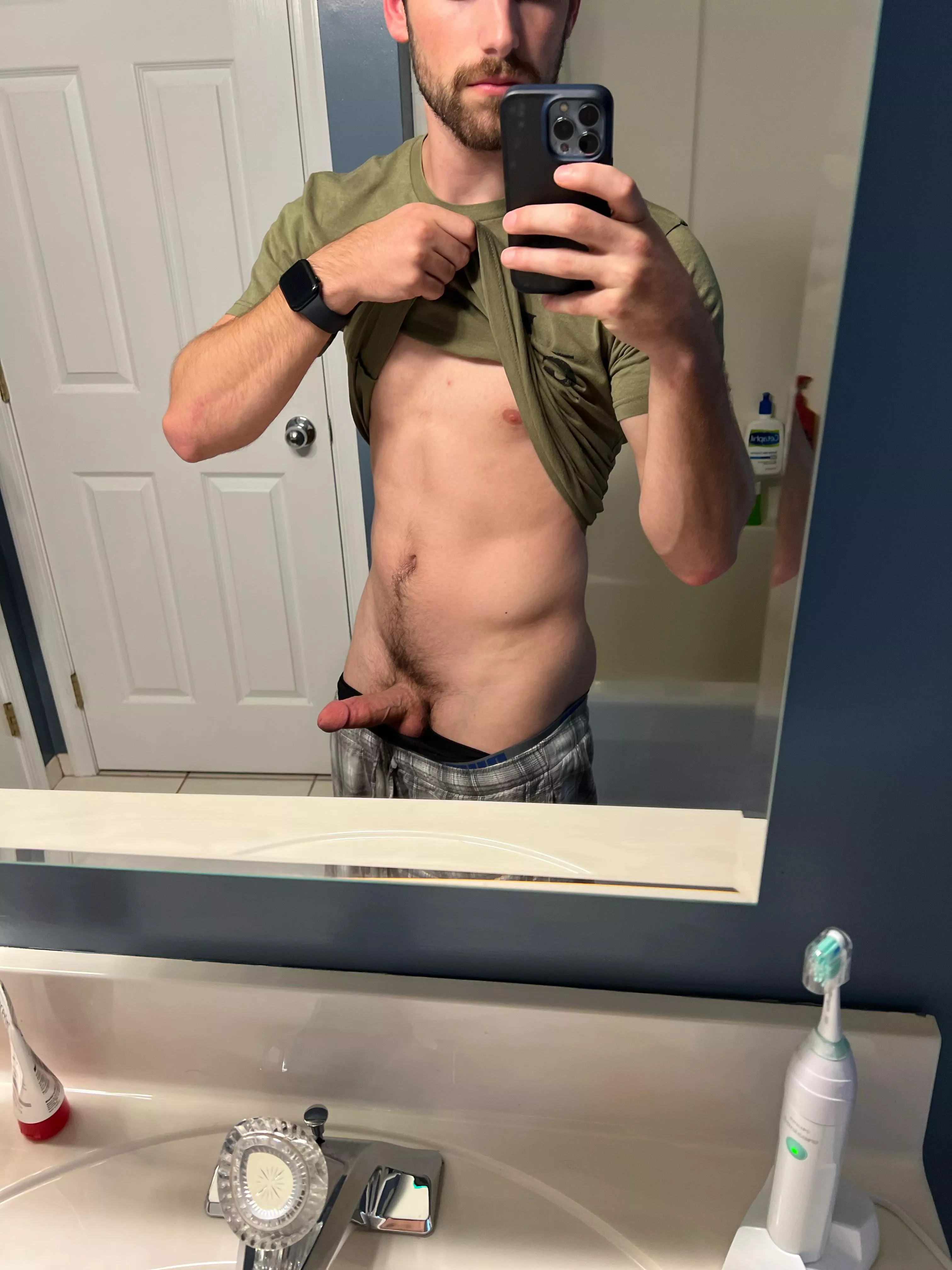 Who’s gonna fill up the empty space in my bed?