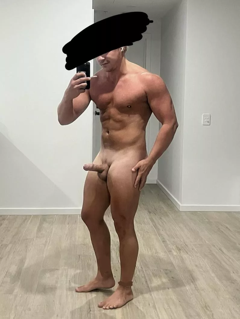 You know what they say about thick thighs