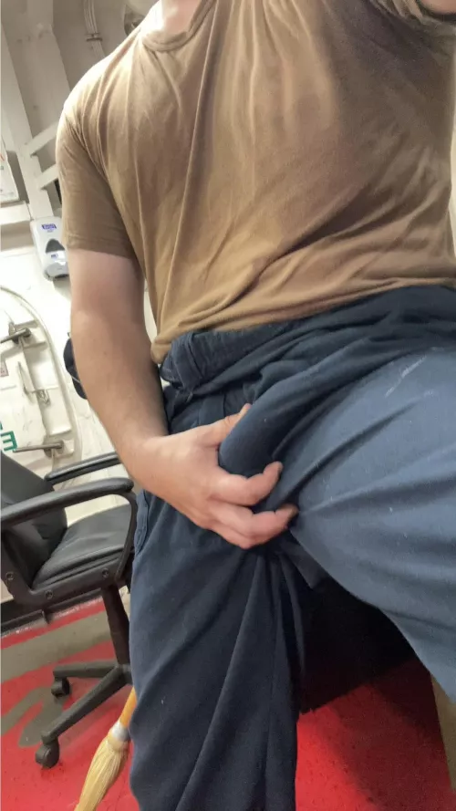 [25] Finally Friday, hmu