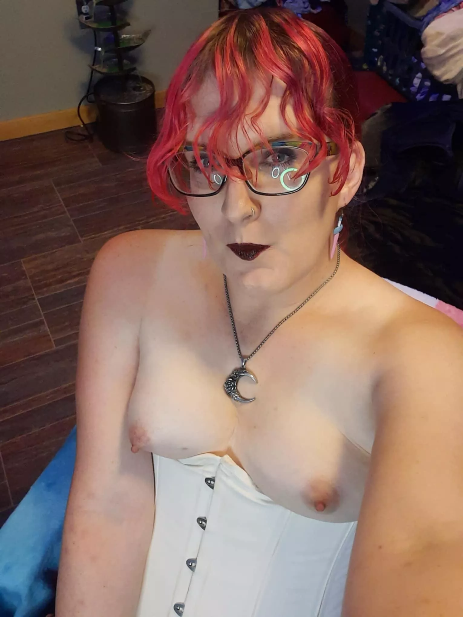 4 years of HRT, getting my top surgery this fall! 