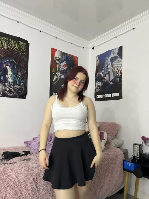 Cropped tops are a thing right?