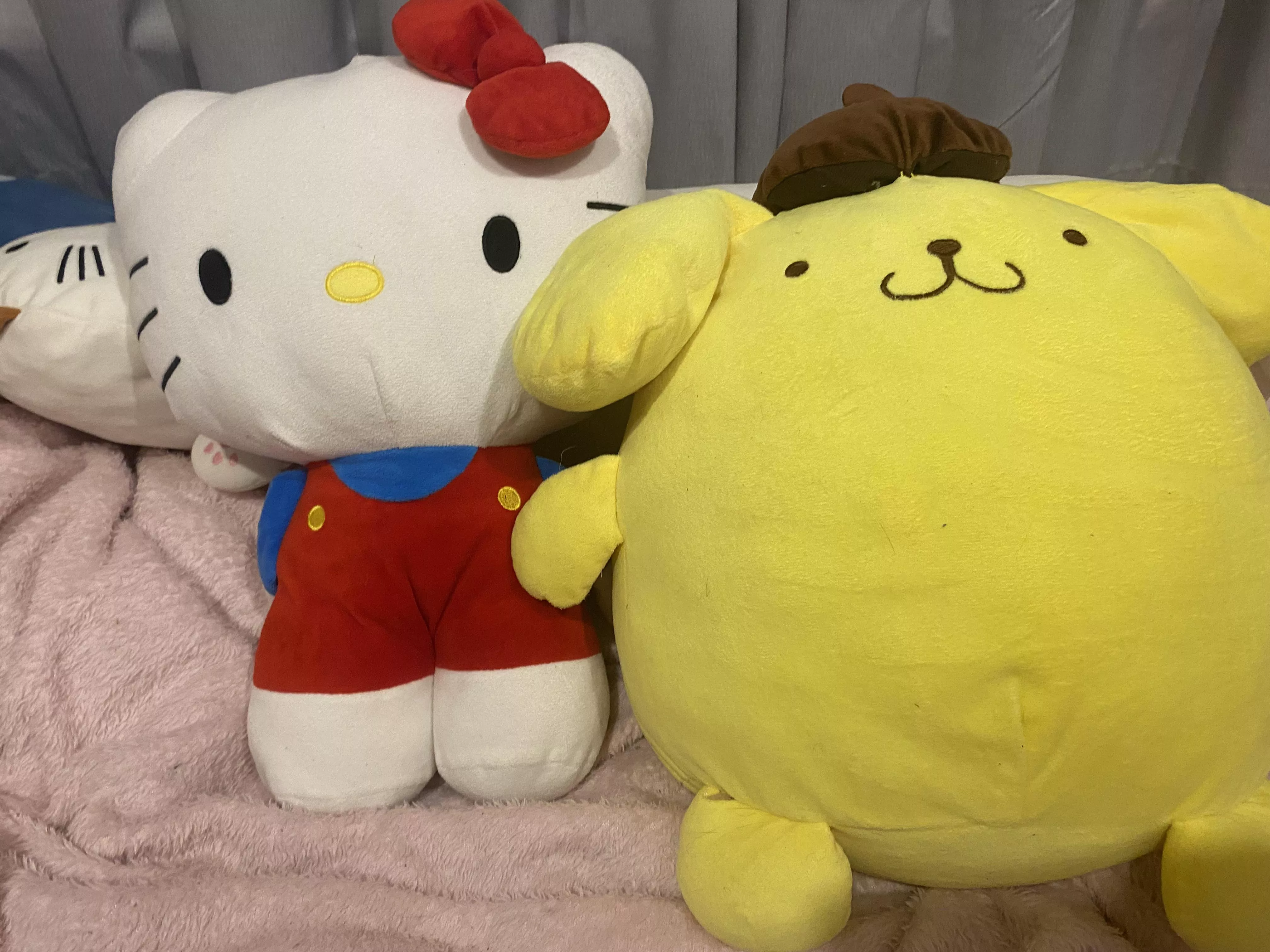 cuddle time with plushies :3