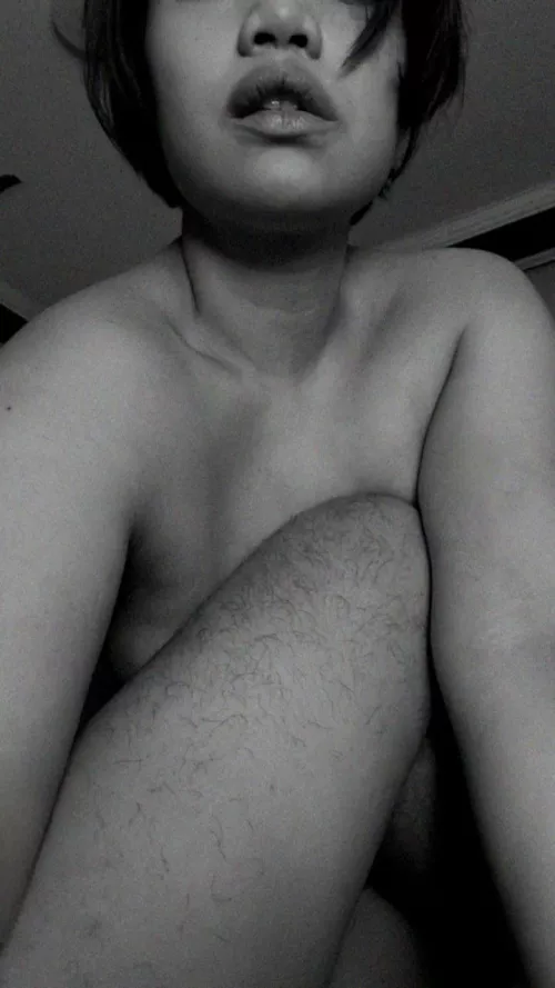 [F] here hihi [FMF] Cuddle weather be wt the hubby be like 🙈🫣 Who's next? 🫣