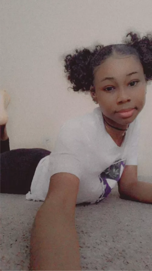 Having space buns honestly makes me feel so cute. I love styling my curly hair smm 🥰