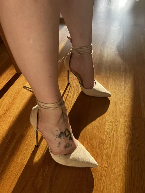 Heels for kitchen 👩🏼‍🍳 