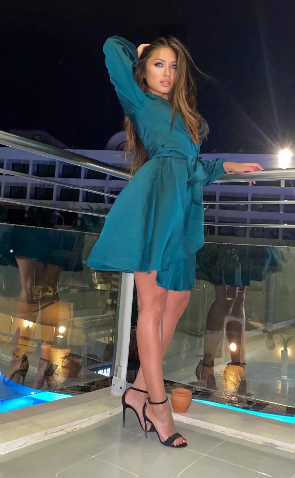 I love high heels (f)