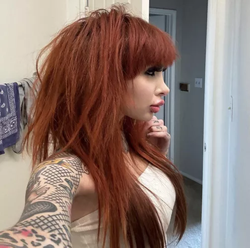 i love my doll-like profile