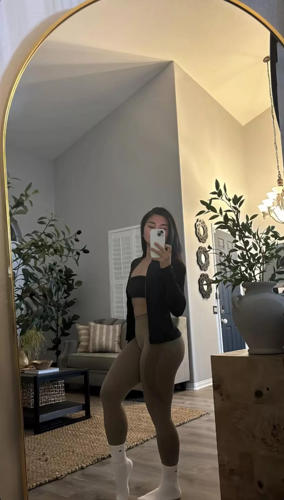 Finally found this asian gymrat’s ig, been beating off to her fat perfect ass ever since 