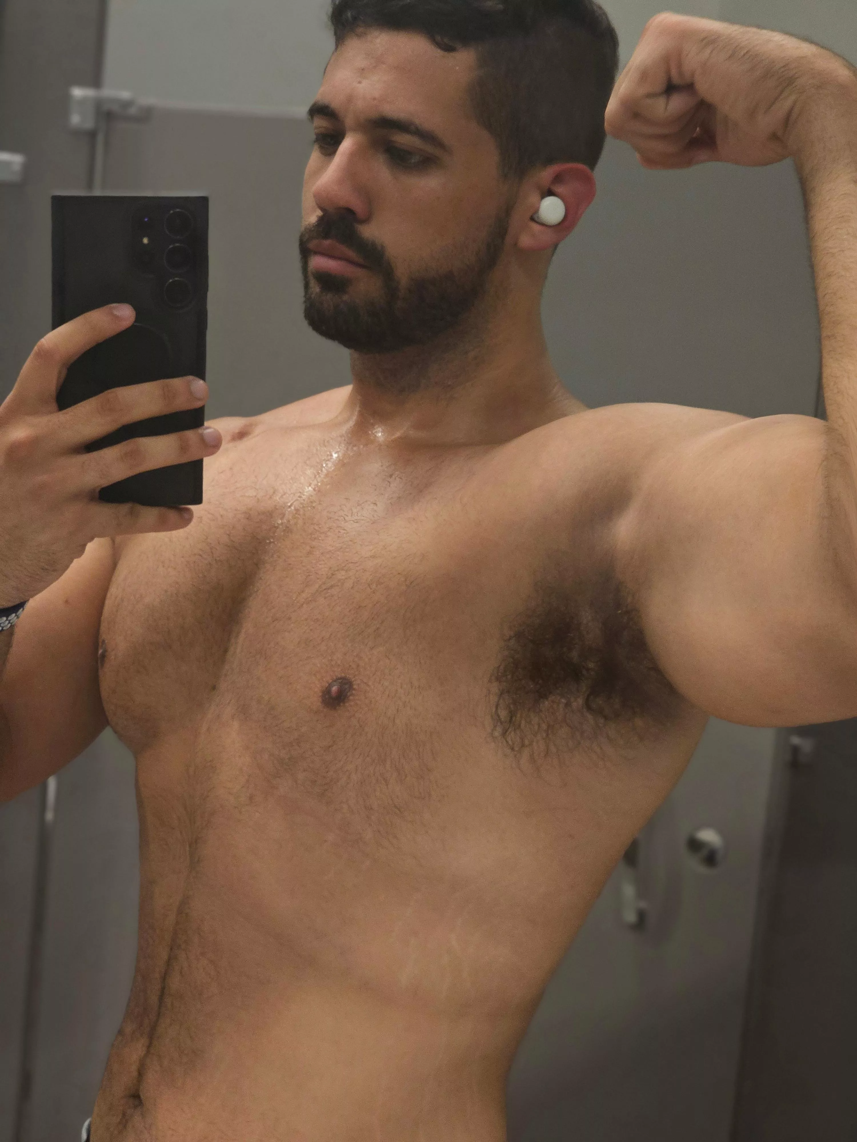 Go ahead and take it all in and worship these pits, like a good boy. 