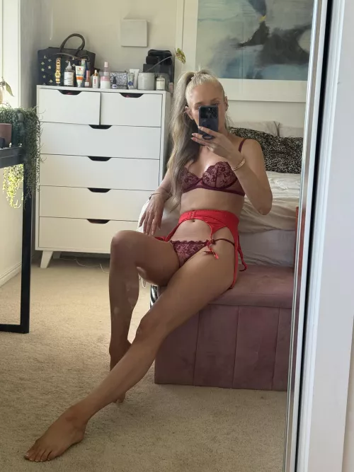 Hi from sunny Gold Coast (@sjxoxoxo) [OnlyFans]