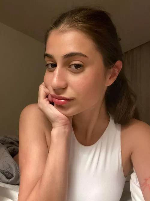 If you see e outside would you think I a average or hot?