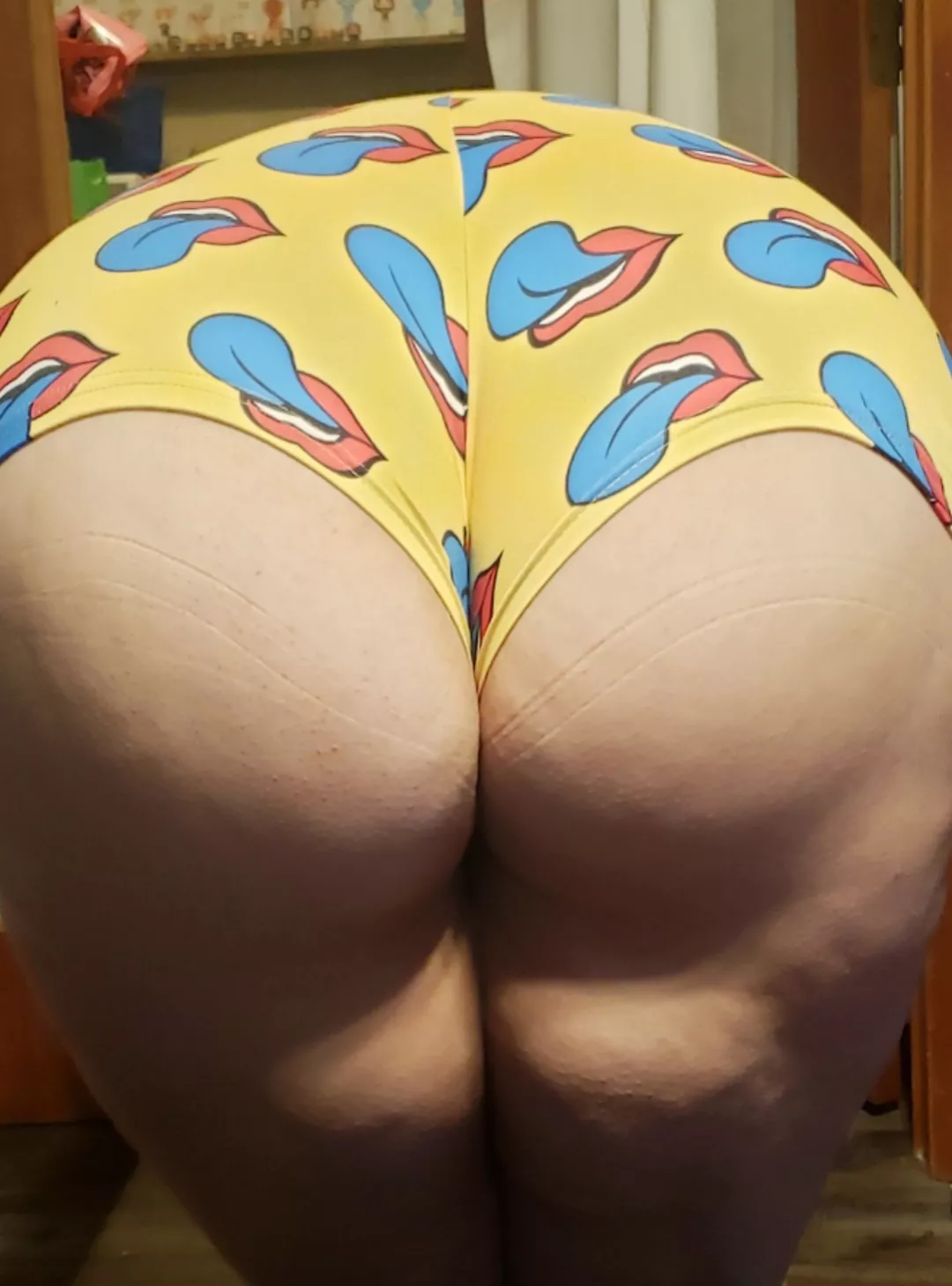 Knowing I'm 200+, would you still let me sit on your face?