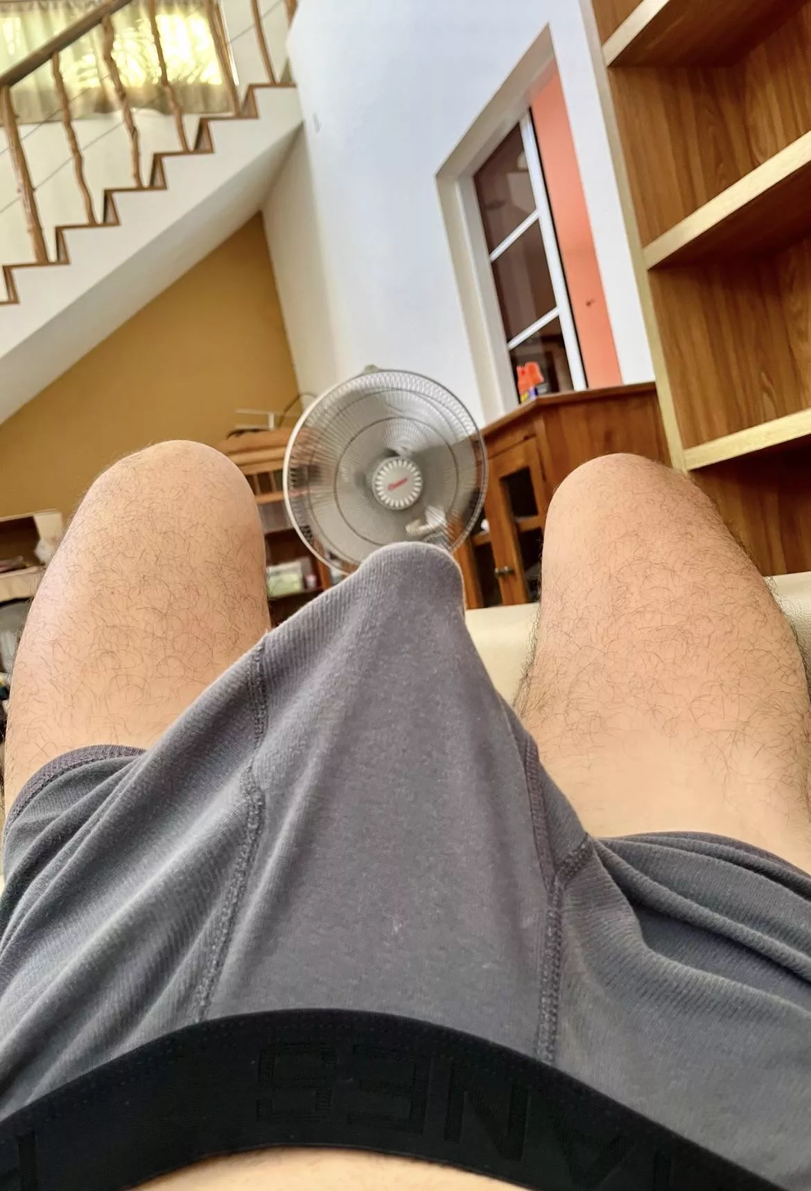 My fat ass cock head wants to be in a mouth ;)