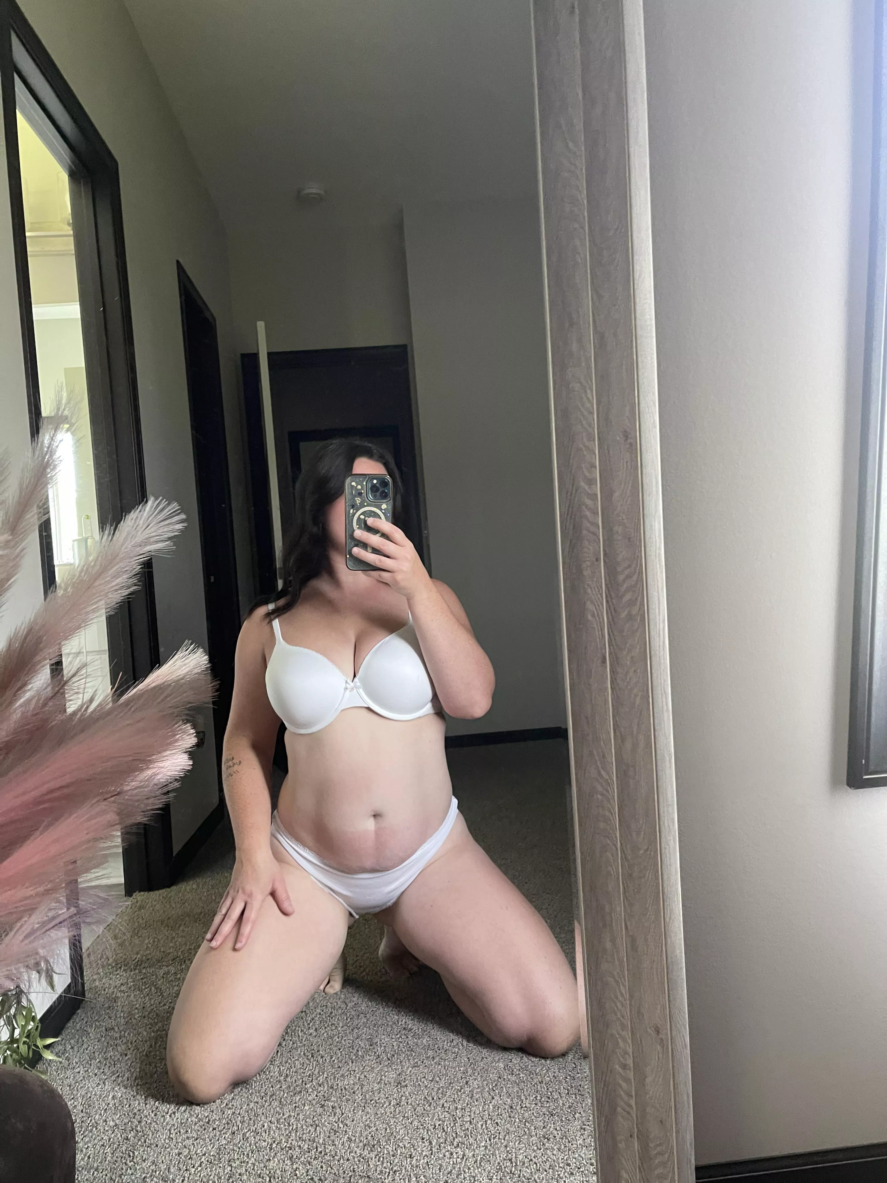 On my knees like a good girl for you