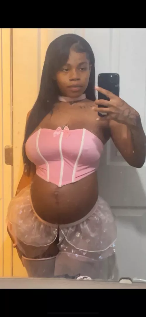 Pretty pregnant princess who deserves to be spoiled