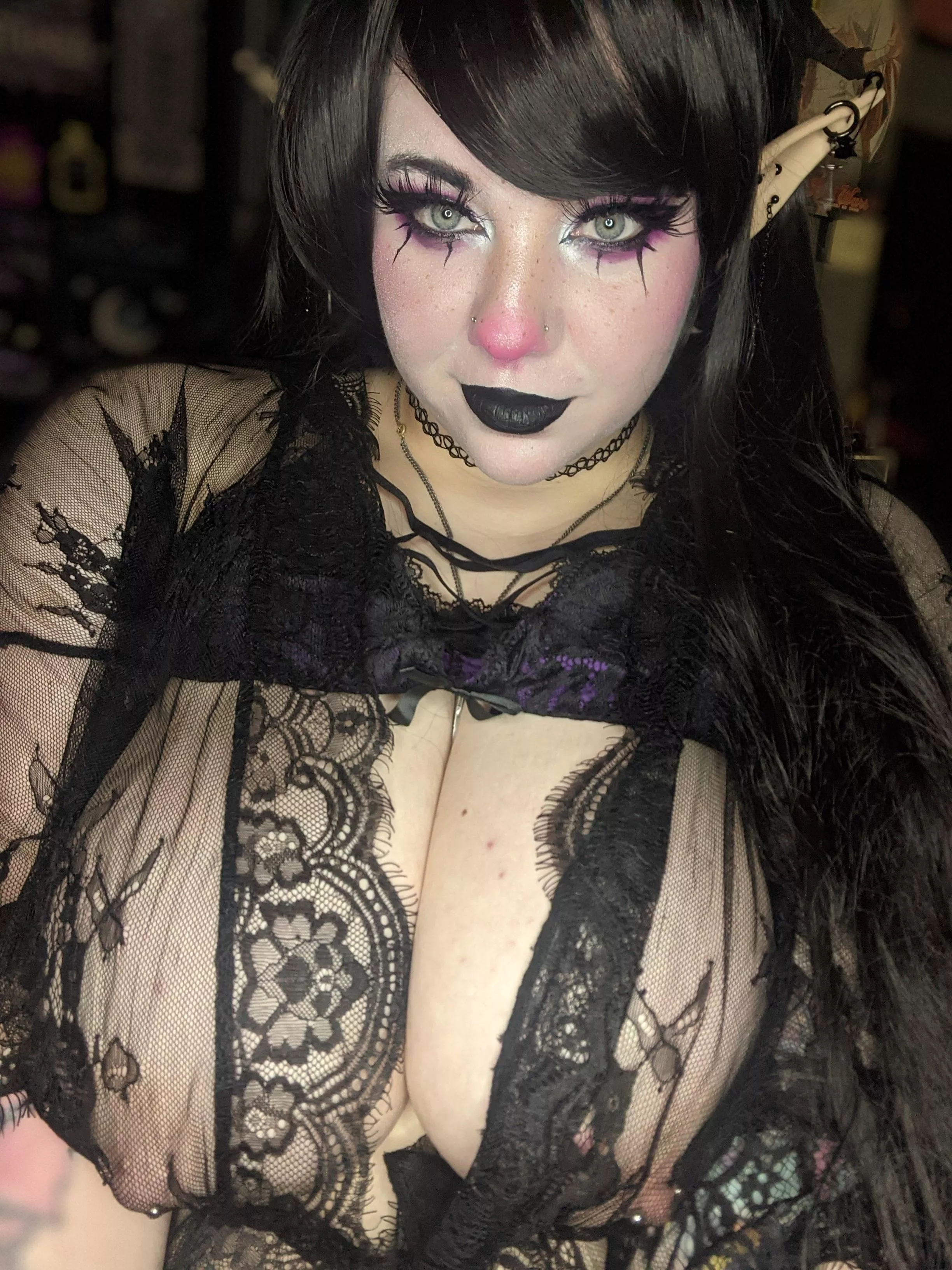 She's a 10 but she would for sure suck your soul out 