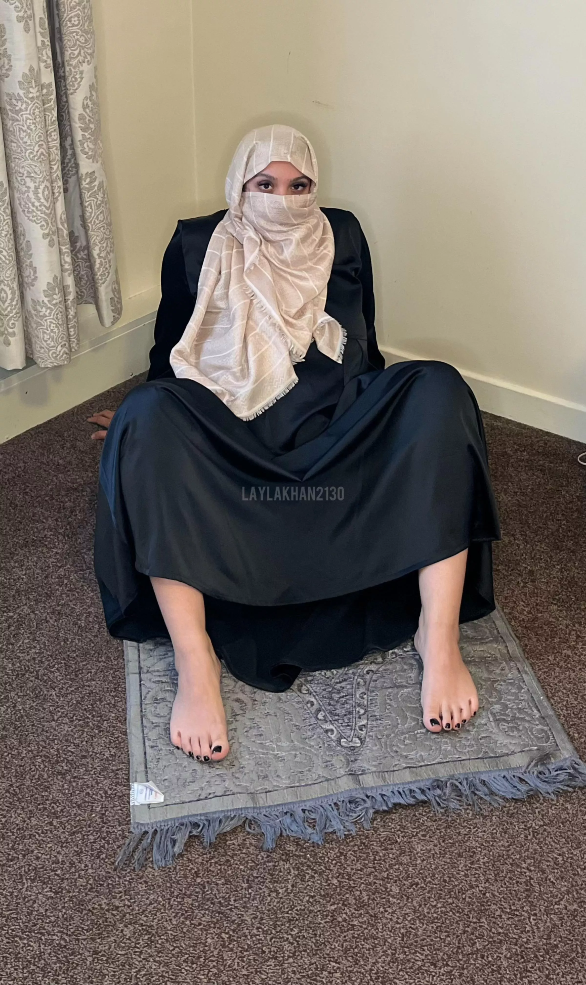 Want to see wats under