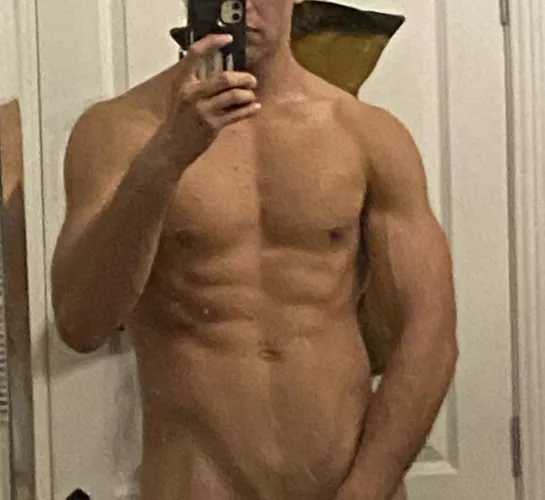 25 looking for younger twinks/femboys to trade with. Face is a must. Add cole.corny