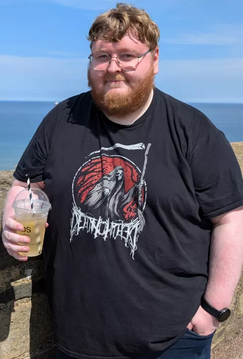 Had to deal with being outside this weekend XD need to be back in my cave anyone playing wow wanna help me get some old Kiev's?
