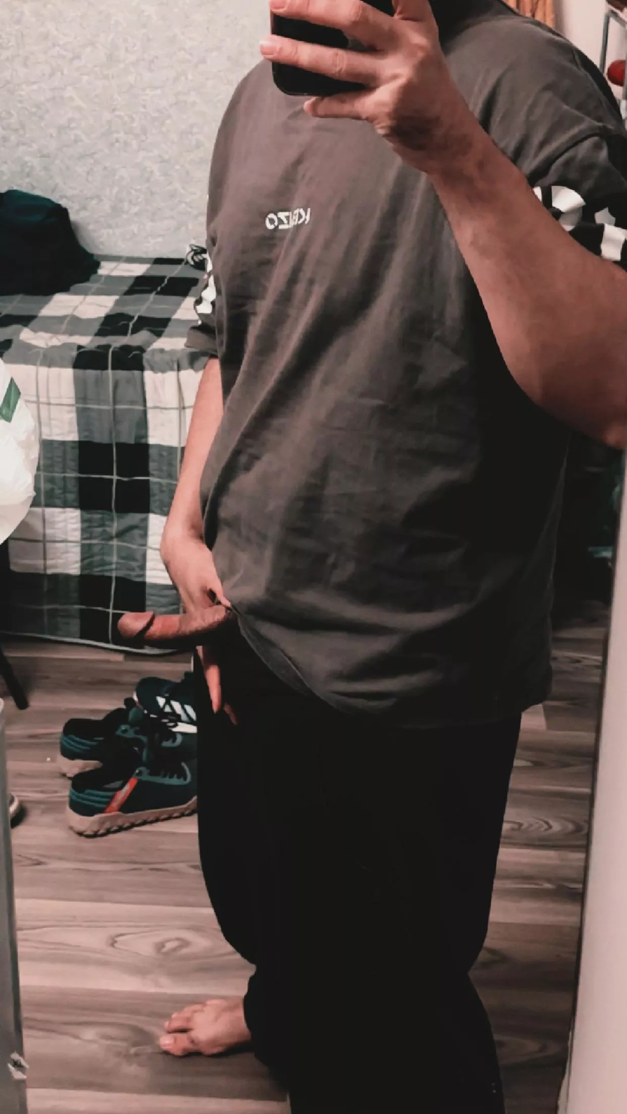 He wants to breathe🥵