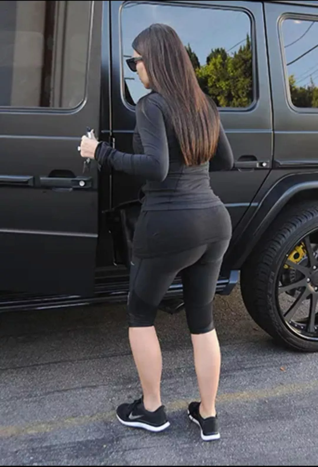 Kim big booty🍑