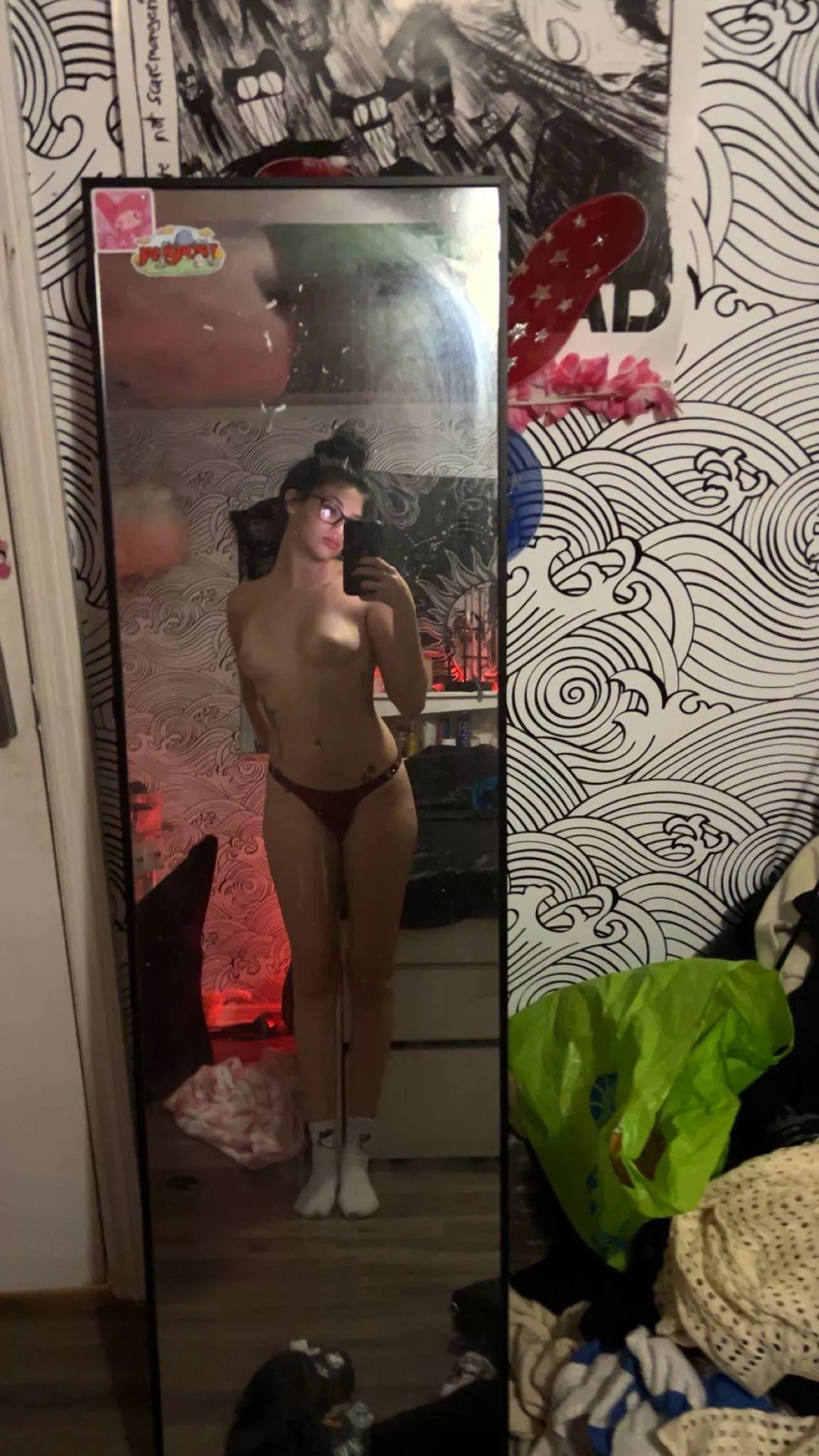 Mirror is a little dirty... but I can get even dirtier