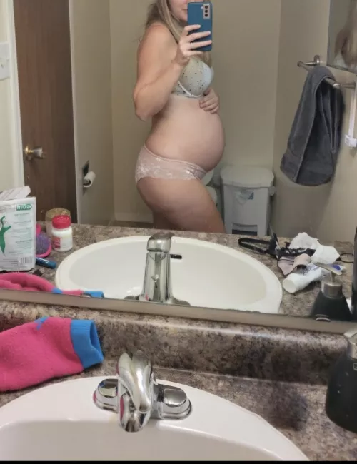 My belly is finally bigger than my ass!