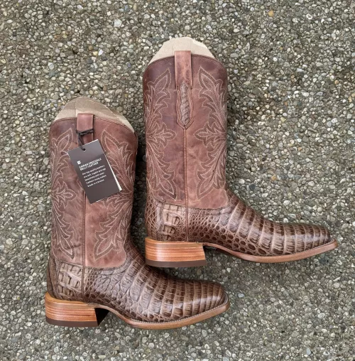 My first pair of cowboy boots: Ariat Bench Made Stillwells w/ Caiman Crocodile Belly Leather 🐊