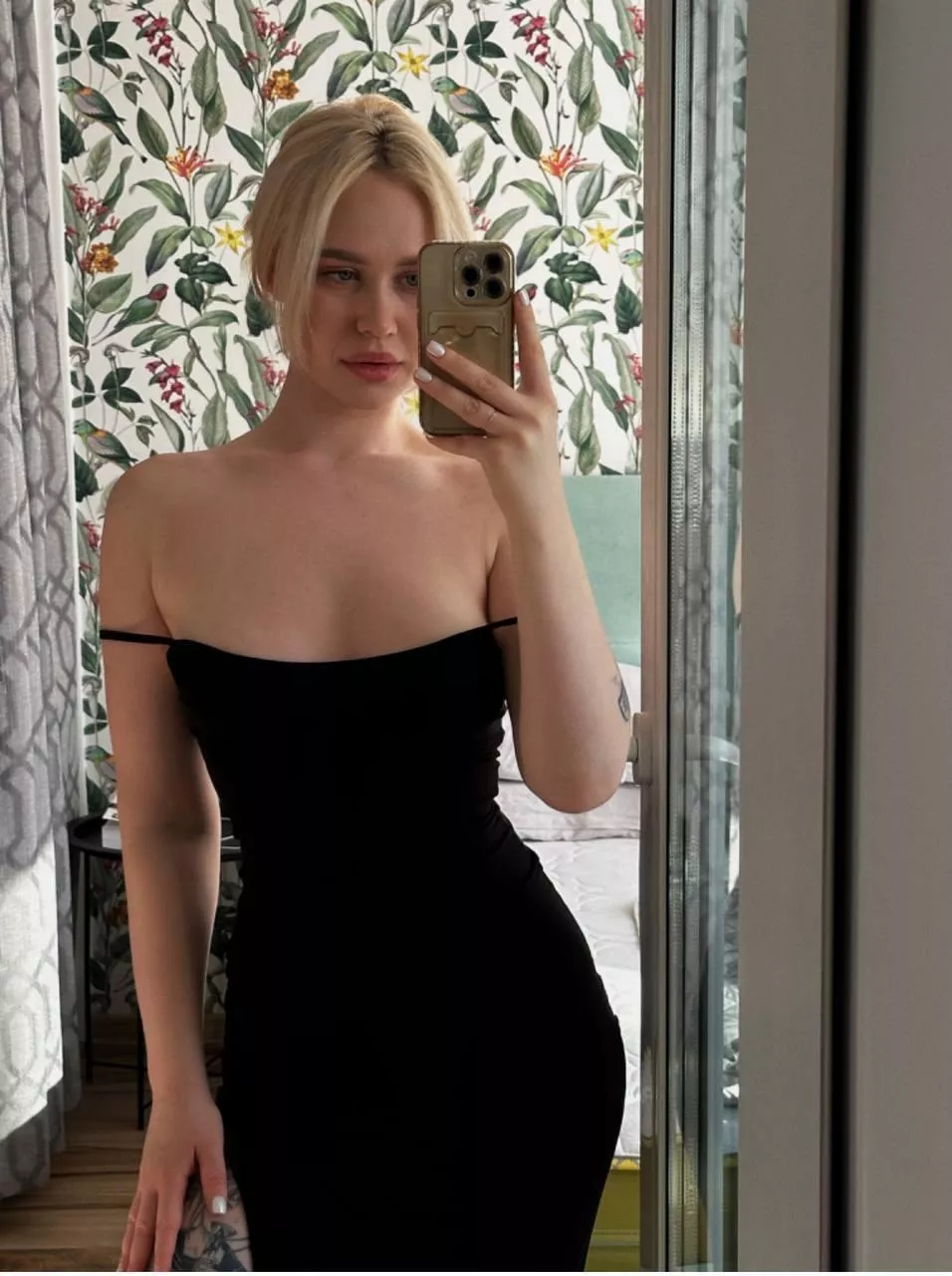 My naughty thoughts are keeping my body hot