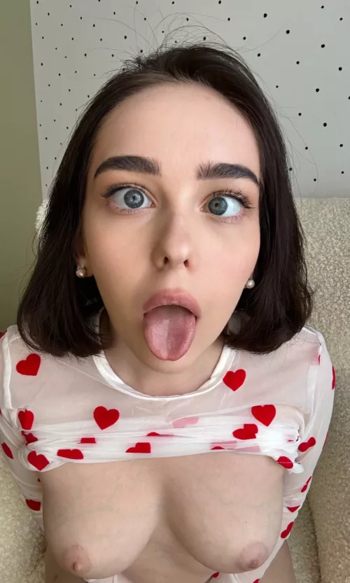 My tongue is ready to take your load