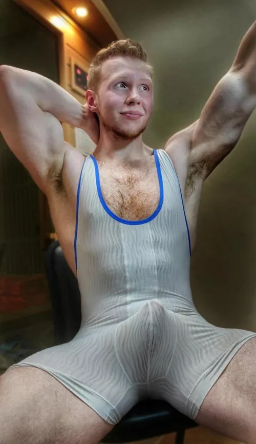 Wanna wrestle with me, I'm gonna try my hardest to pin you down and breed you though, still wanna try? 